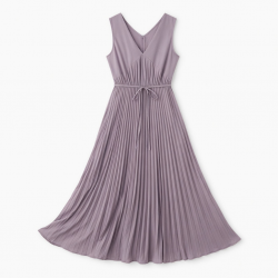 V-Neck Sleeveless Pleated A-Line Women's Maxi Dress